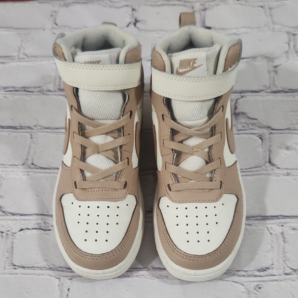 🤍SOLD🤍Nike Kids Sneakers Size 1Y